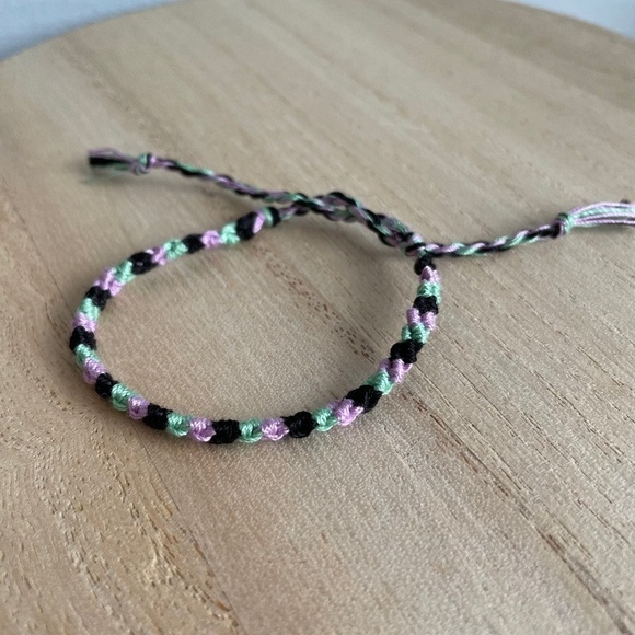 Handmade Jewelry - 10/$25 Brynn Woven Bracelet